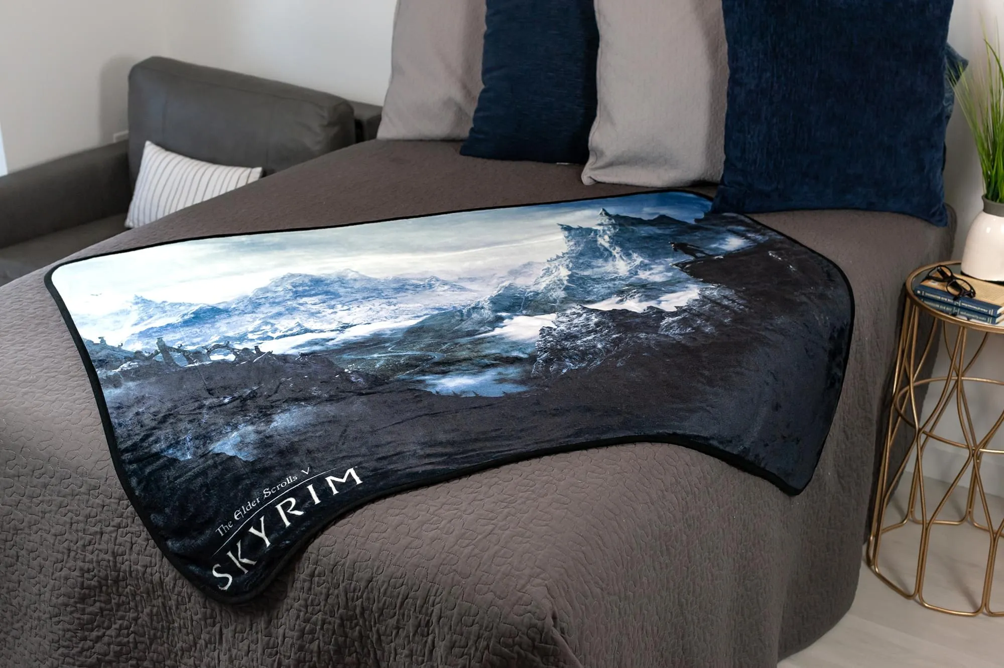 The Elder Scrolls Skyrim Video Game Fleece Throw Blanket | 60 x 45 Inches